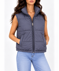 Sleeveless puffer vest 10649